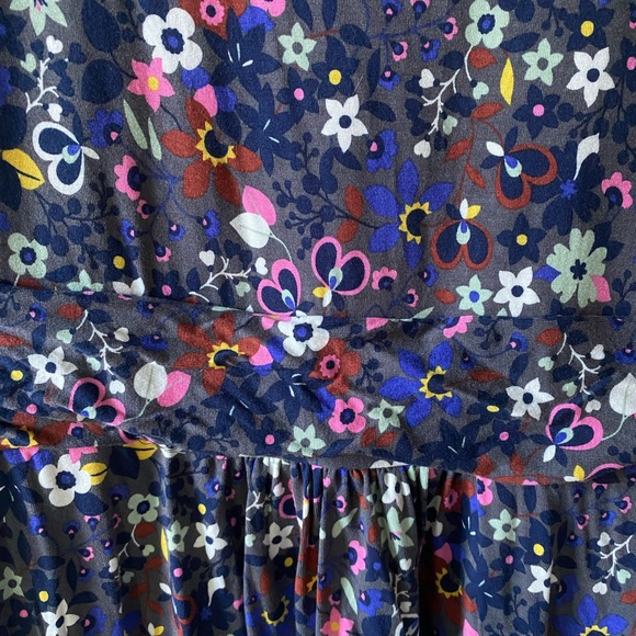 Boden Abigail dress in Pewter Garden Meadow.  Size 8L in US sizing. - Picture 3 of 5